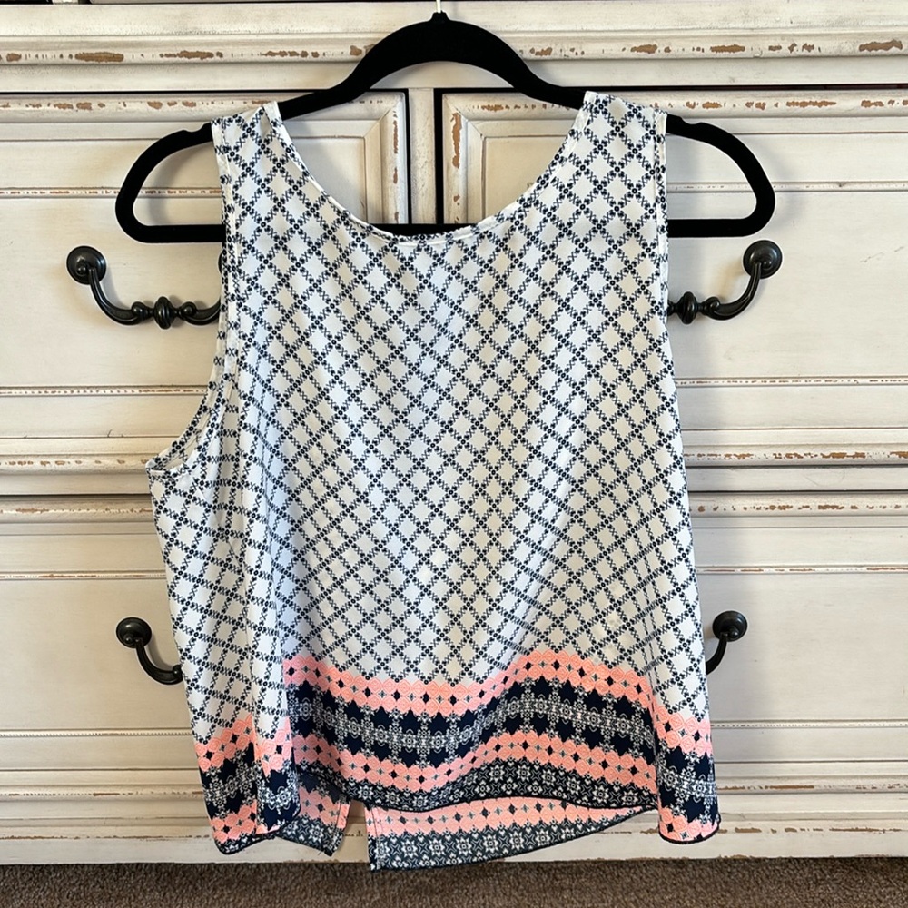 Sleeveless top